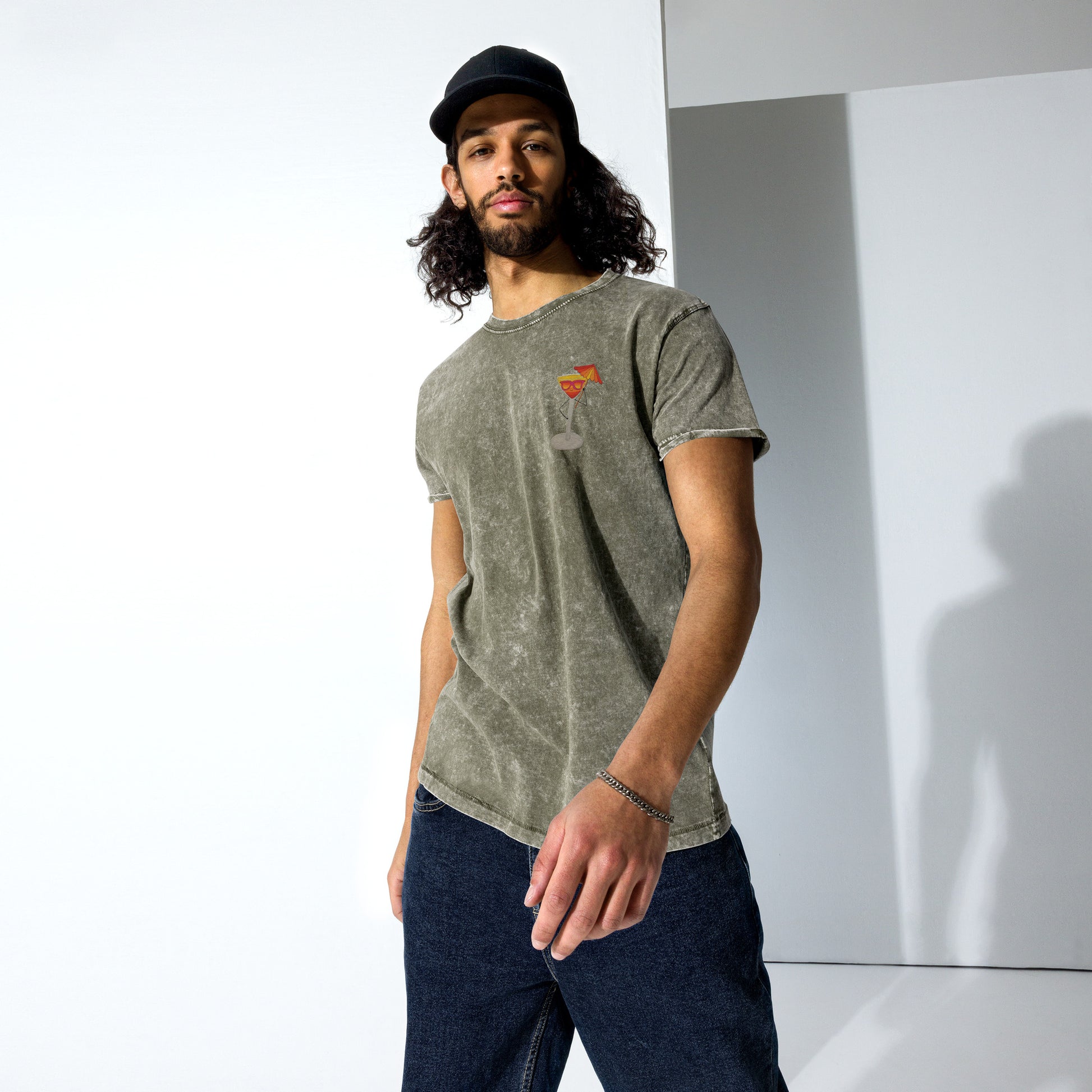 t-shirt, embroidered